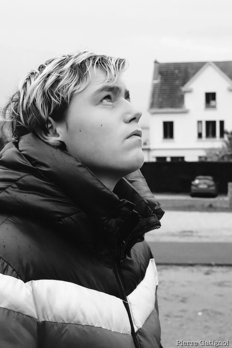 Scène de reportage social à Thiers