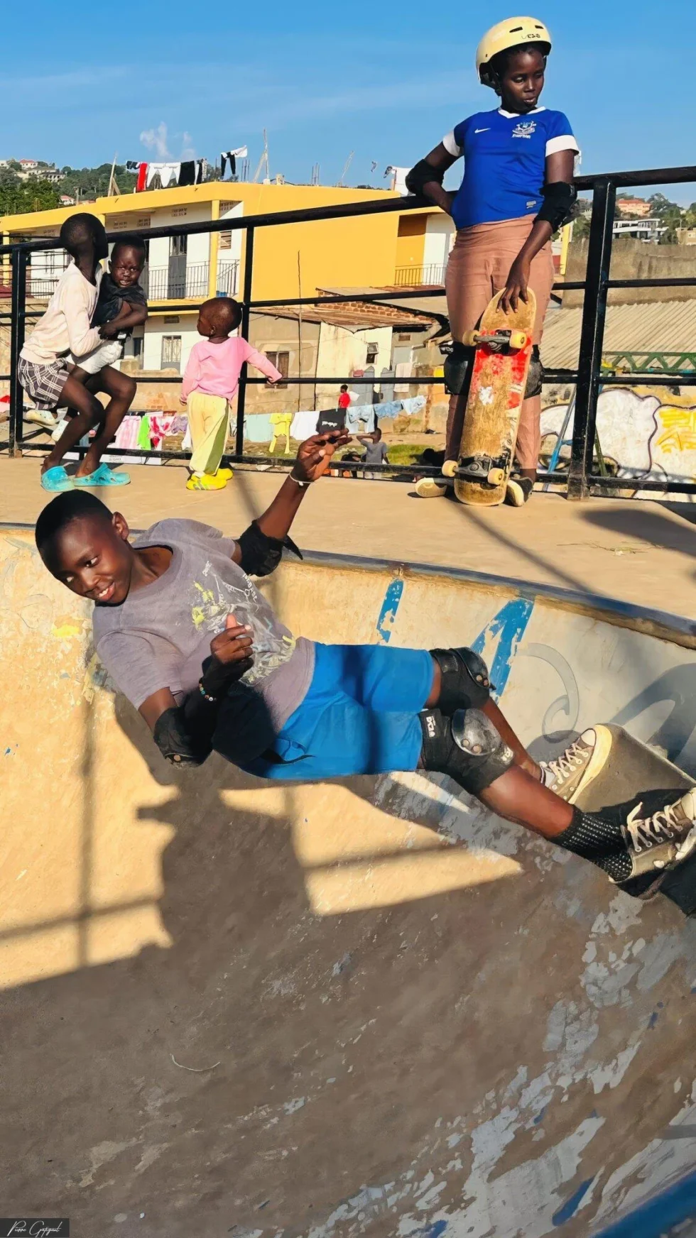 Scène de repérage photographique en Ouganda