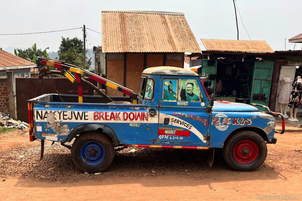 Ambiance de plateau lors d’un tournage en Ouganda